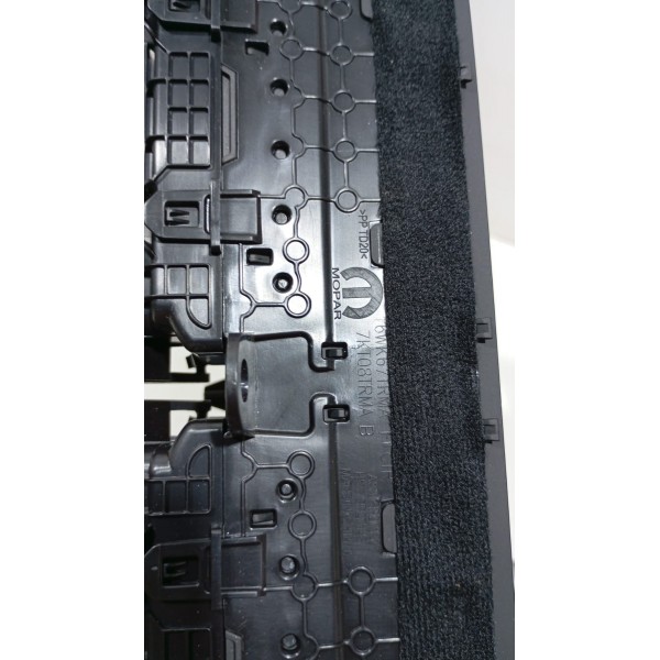 Difusor Ar Central Painel Jeep Commander 22 A 25