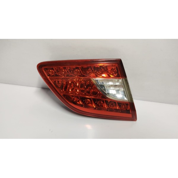 Lanterna Led Tampa Traseira L.e Nissan Sentra 14 A 16