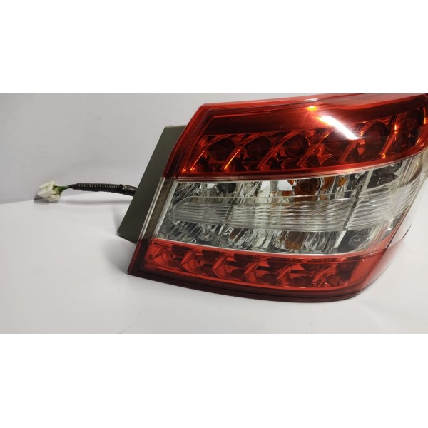 Lanterna Lado Direito Led Nissan Sentra Original 14 A 16