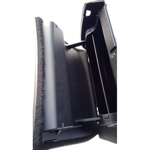 Porta Luvas Nissan Sentra 14 A 16