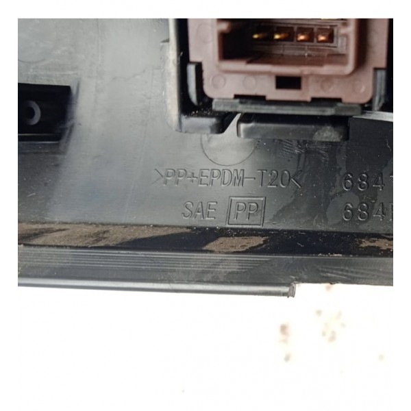 Moldura Comando Retrovisor Botão Porta Malas Nissan Sentra