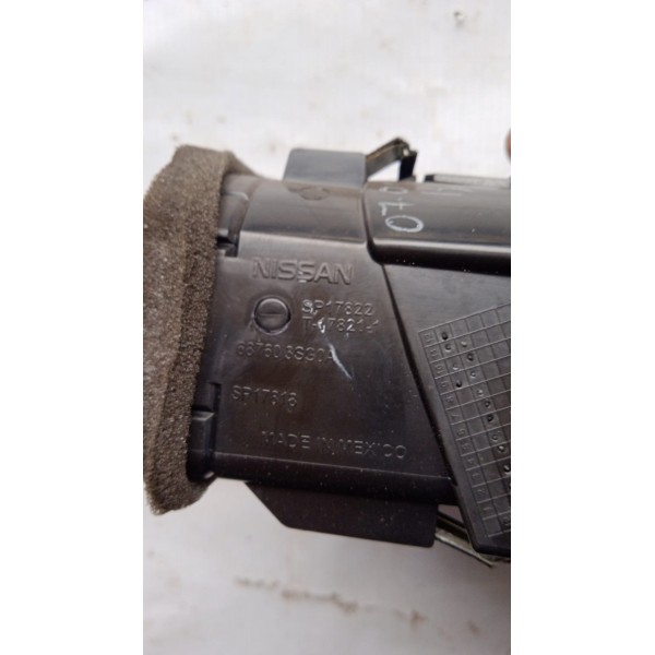 Difusor Saida De Ar L.d Nissan Sentra 14 A 16