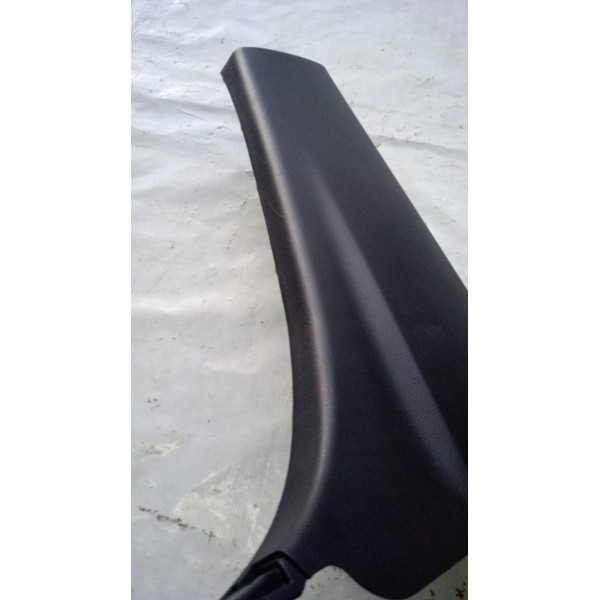 Acabamento Coluna Cinto D.d Nissan Sentra 14 A 16 1