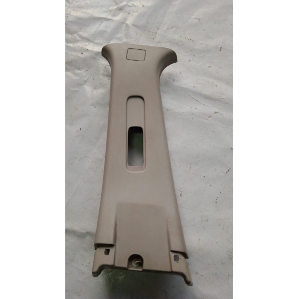 Acabamento Coluna Cinto L.e Nissan Sentra 14 A 16