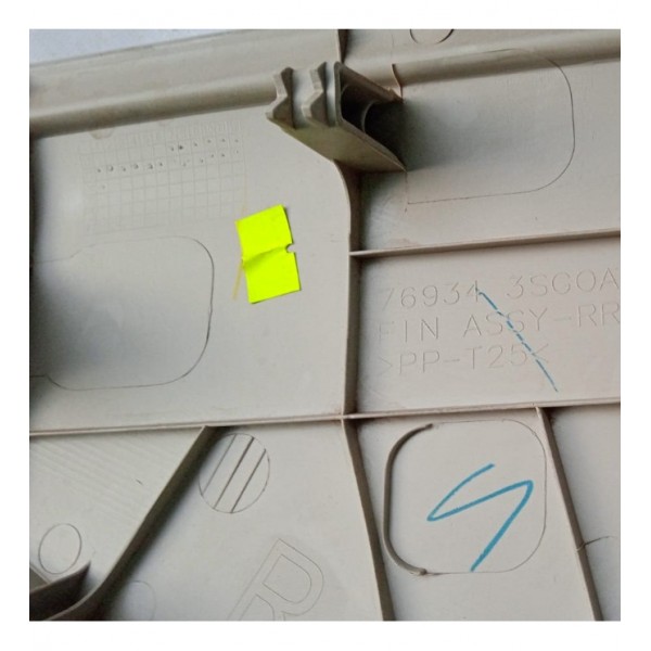 Acabamento Coluna Traseira Nissan Sentra 14 A 16