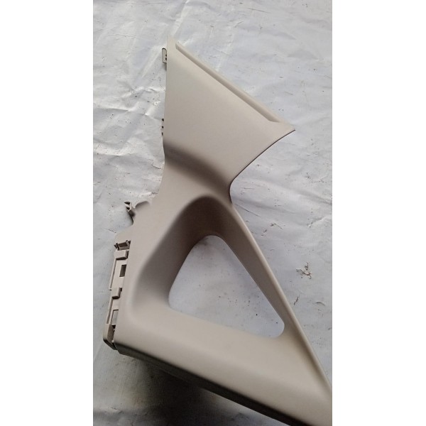 Acabamento Coluna Traseira Nissan Sentra 14 A 16