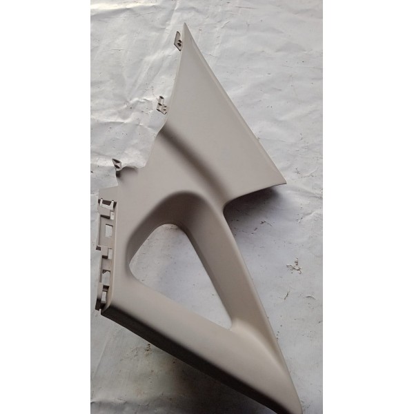 Acabamento Coluna Traseira Nissan Sentra 14 A 16