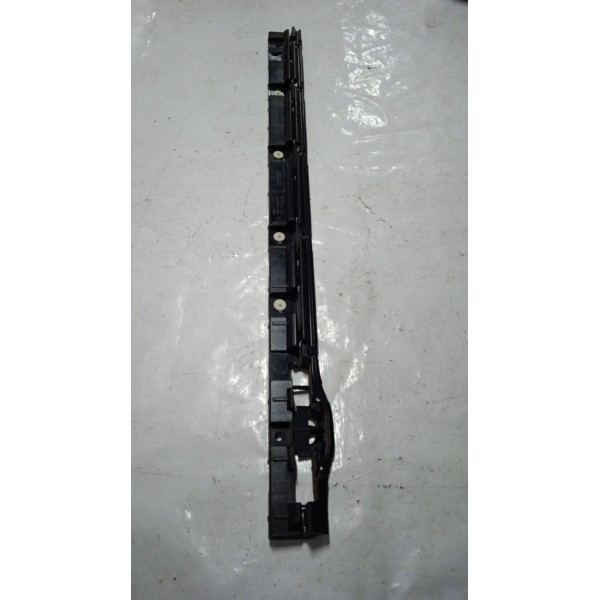 Guia Suporte Lateral Spoiler L.d Bmw 535 Gt Sport 08 A 13  Preto