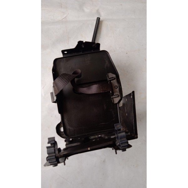 Caixa Bateria Fiat Strada Freedom 1.3 20 A 23