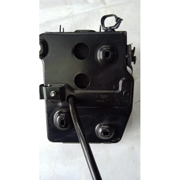 Caixa Bateria Fiat Strada Freedom 1.3 20 A 23